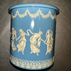 Blue and Cream Decorative tin ontaoner wedge wood vintage